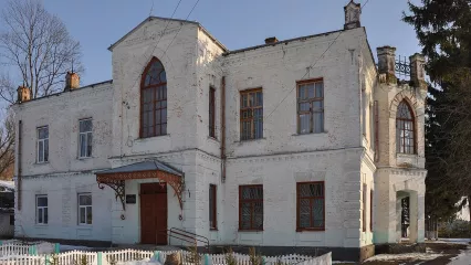 Mordvinov Palace in Tarnoruda