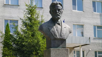 Пам'ятник Владиславу Зарембі