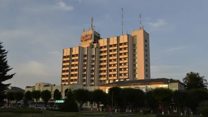 Готель «7 Днів»